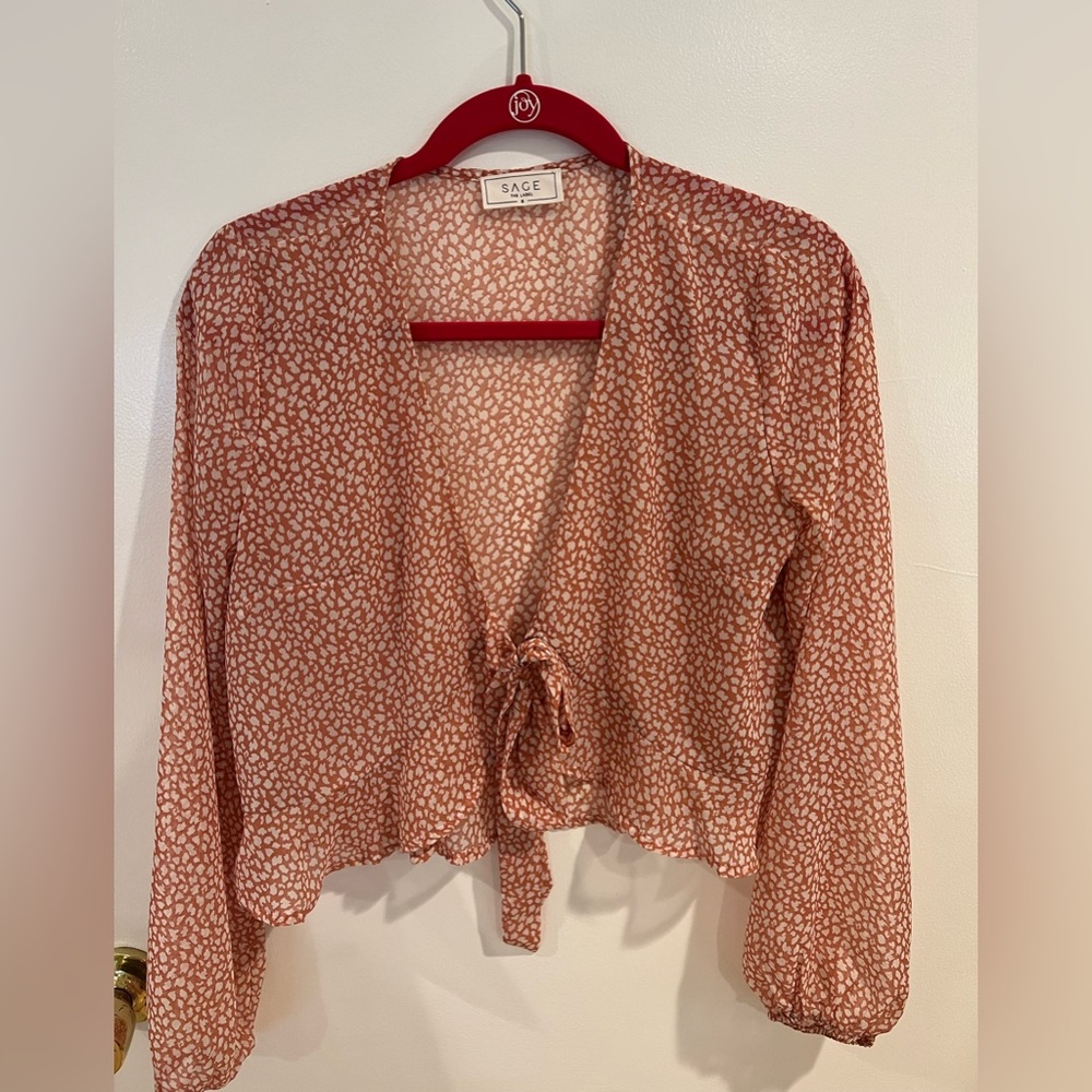 SAGE Pink & White flower pattern top